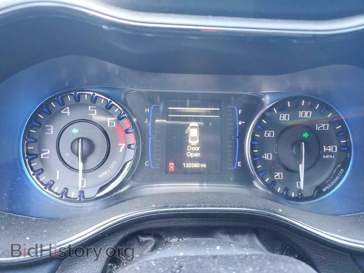 2015 CHRYSLER 200 - VIN: 1C3CCCBB8FN614427 - Фото 9