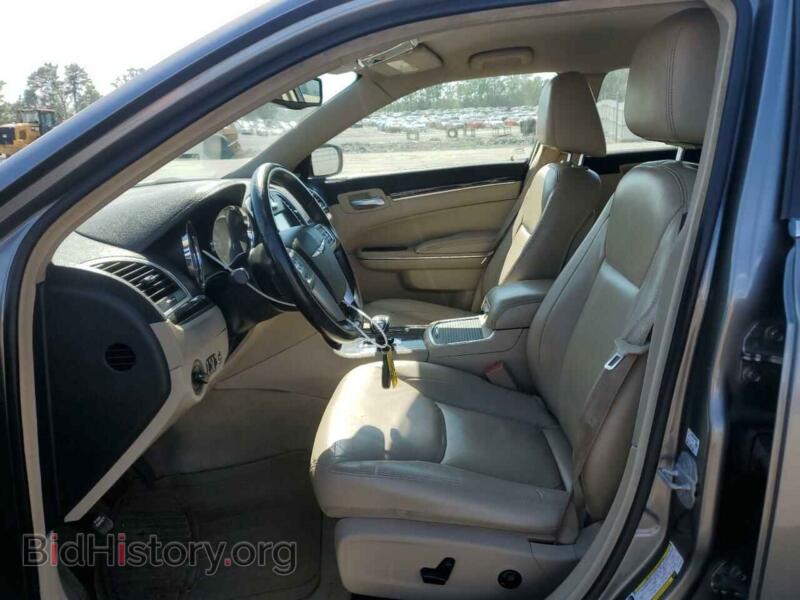 2012 Chrysler 300 (VIN 2C3CCACGXCH192485) — фото 7 из 12