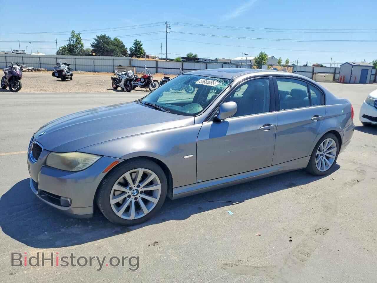 Photo WBAPH53569A436741 - BMW 3 SERIES 2009