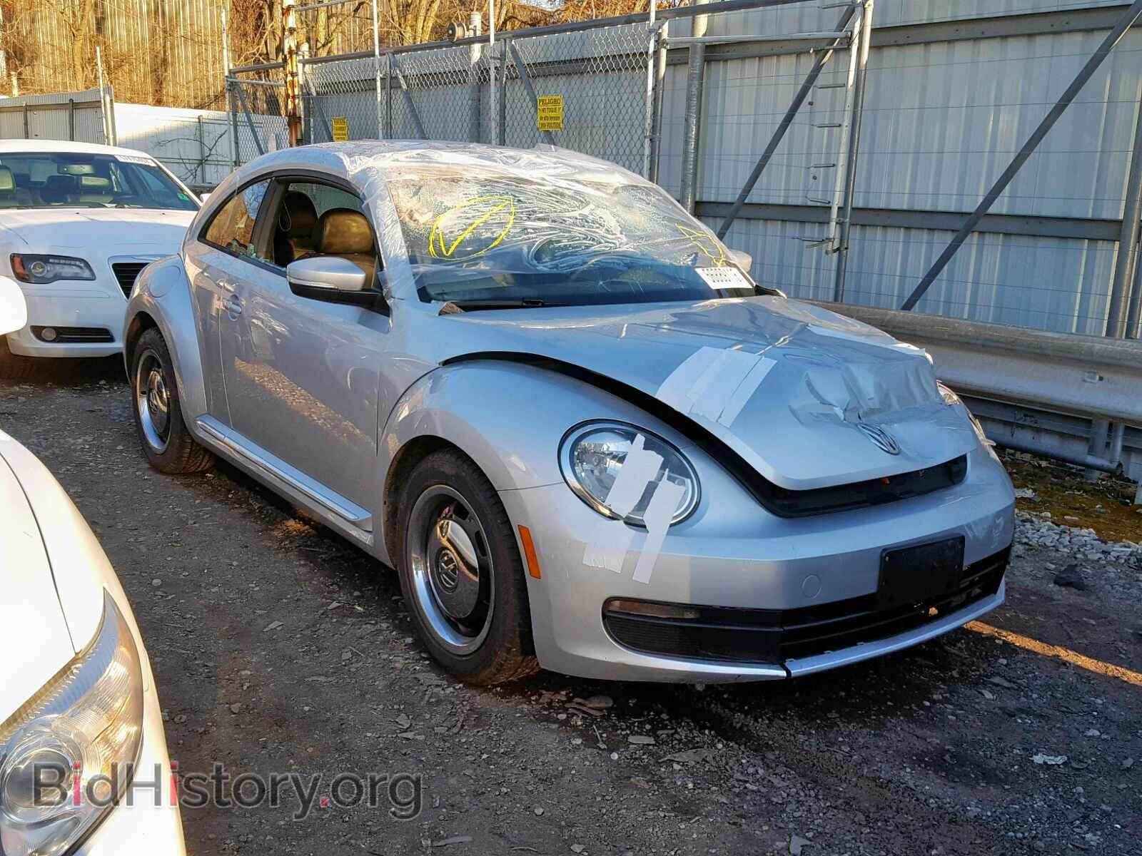 Фотография 3VWJP7AT1CM648432 - VOLKSWAGEN BEETLE 2012