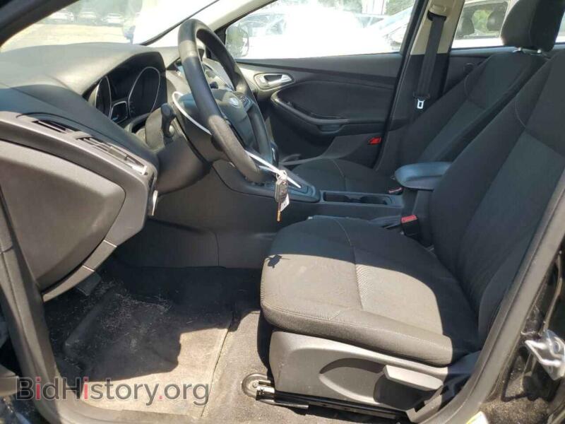 2017 Ford FOCUS (VIN 1FADP3H25HL236616) — photo 7 of 12