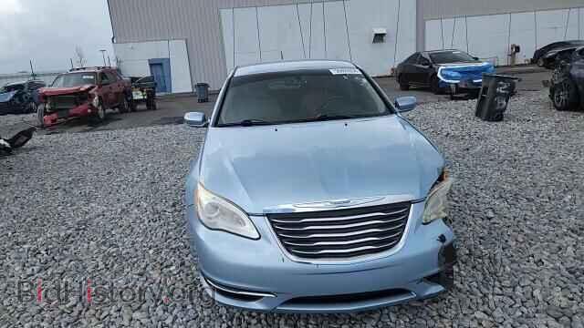 2013 CHRYSLER 200 - VIN: 1C3CCBBB6DN676383 - Photo 13