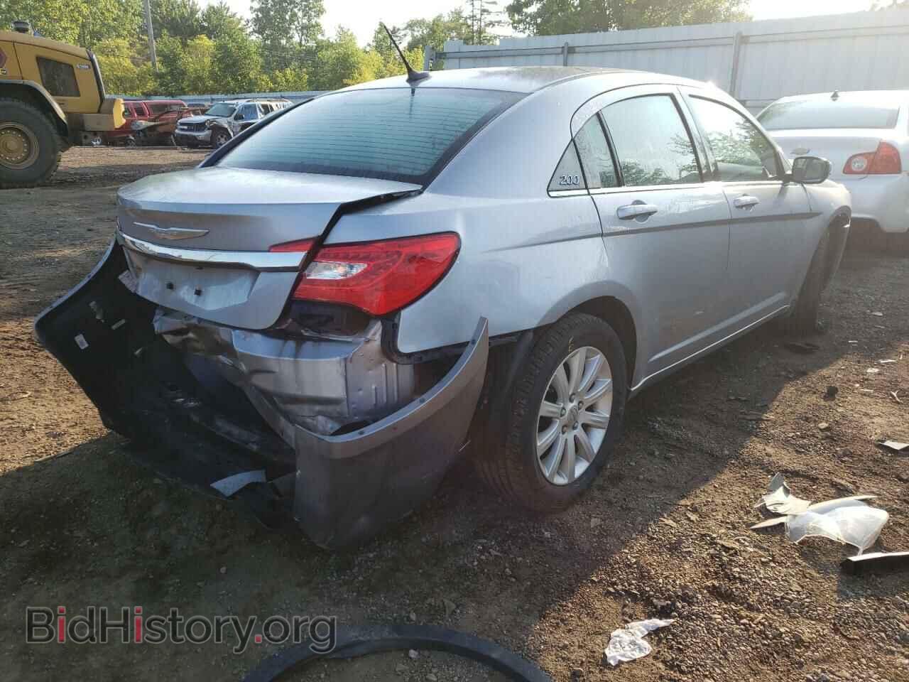 2013 CHRYSLER 200 - VIN: 1C3CCBBB2DN601440 - Фото 4