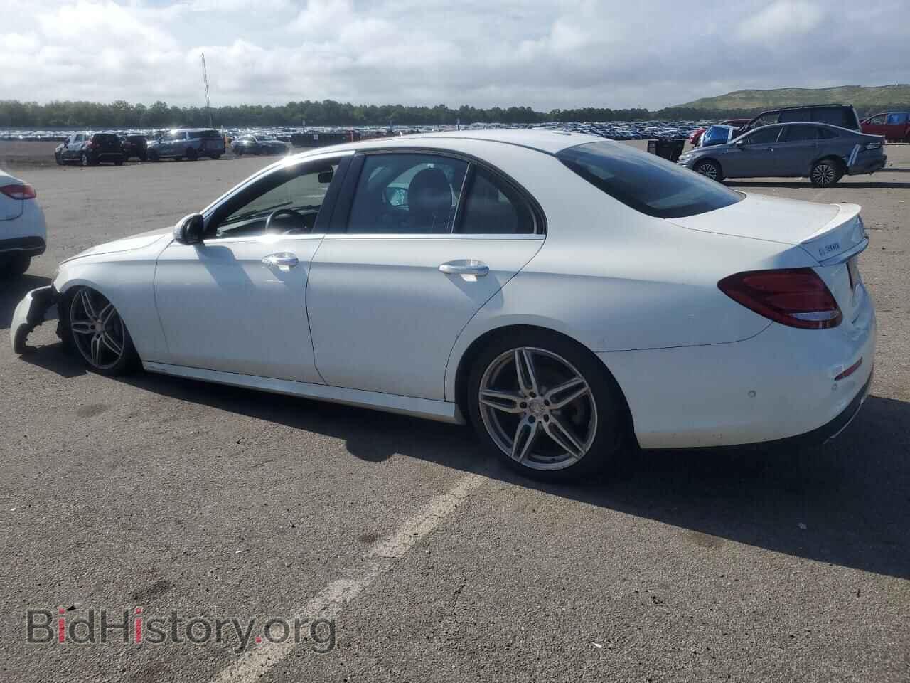 2017 MERCEDES-BENZ E-CLASS - VIN: WDDZF4KB6HA110283 - Фото 2