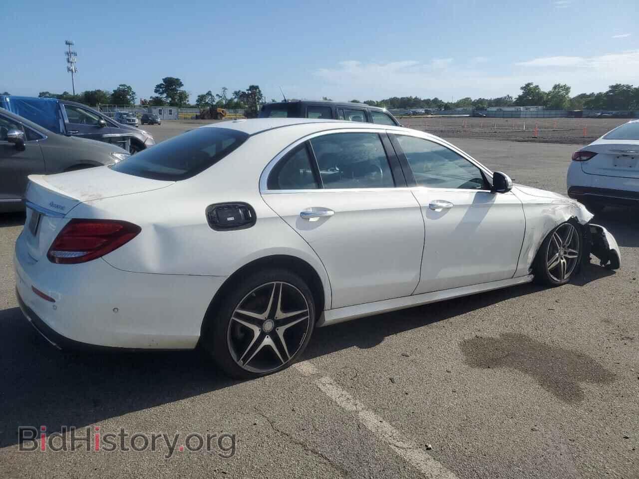 2017 MERCEDES-BENZ E-CLASS - VIN: WDDZF4KB6HA110283 - Фото 3