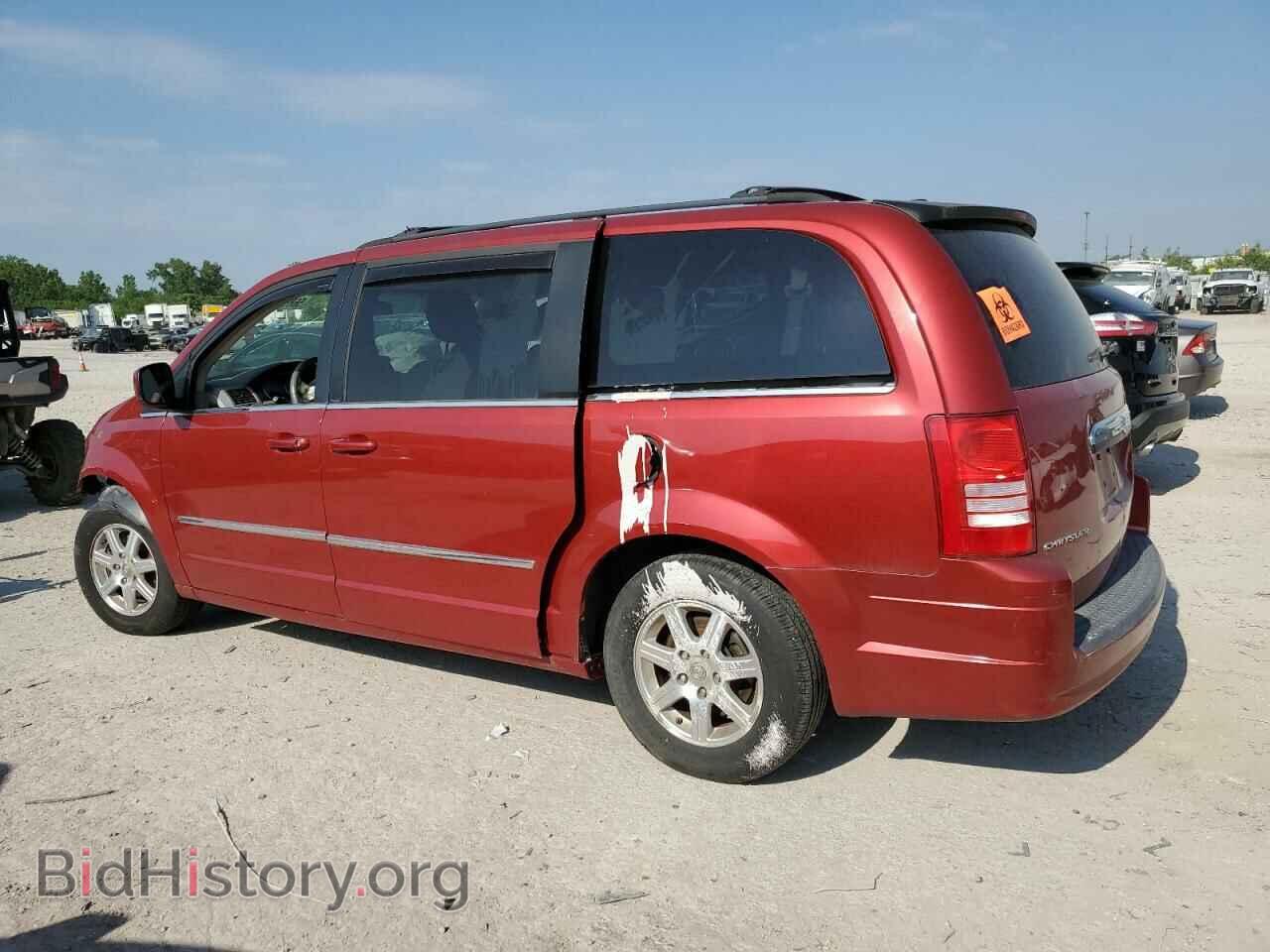 2009 CHRYSLER MINIVAN - VIN: 2A8HR54139R521797 - Фото 2