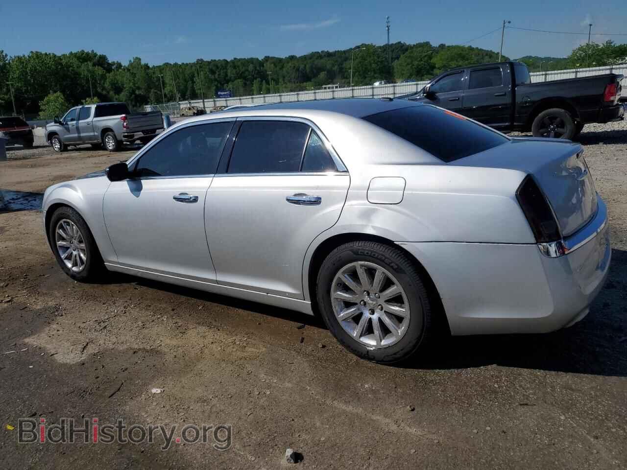 2012 CHRYSLER 300 - VIN: 2C3CCACG2CH277367 - Photo 2