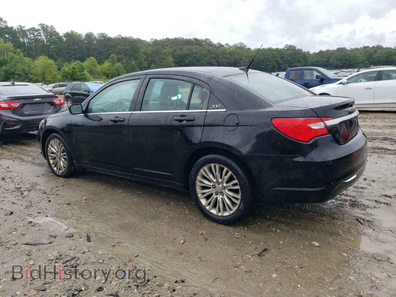 2011 CHRYSLER 200 - VIN: 1C3BC1FB2BN542581 - Фото 2