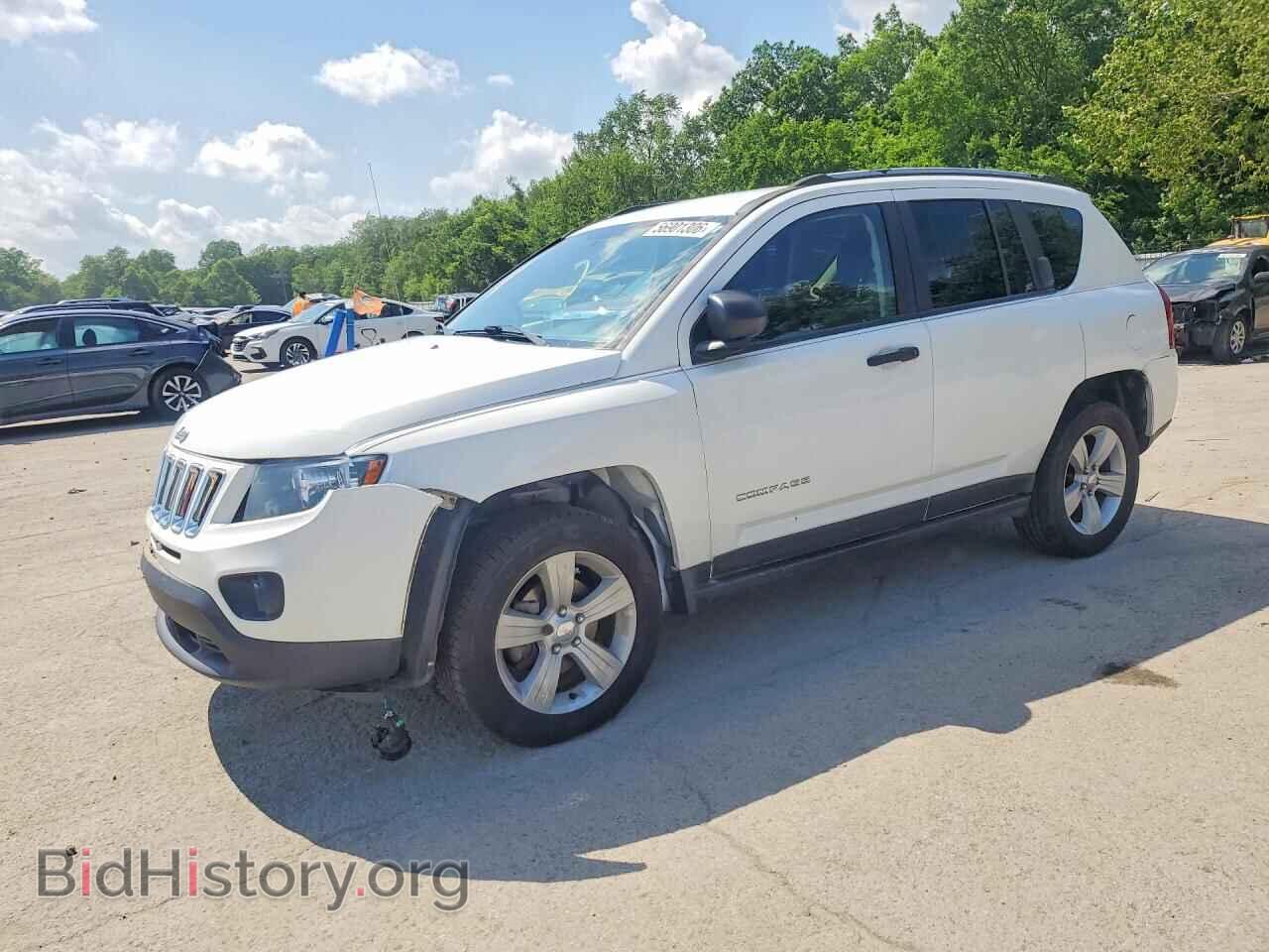 Фотография 1C4NJDBB9HD127200 - JEEP COMPASS 2017