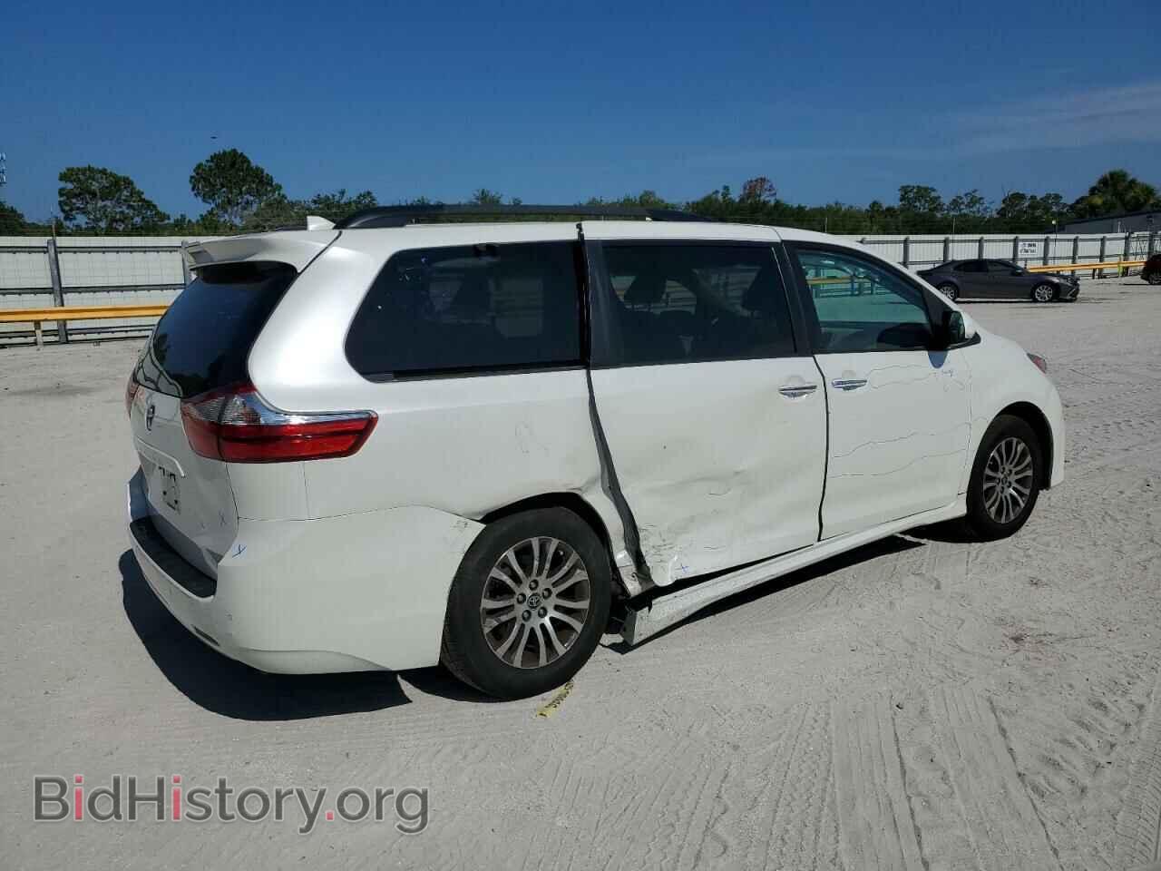2020 TOYOTA All Models - VIN: 5TDYZ3DC1LS059641 - Фото 3