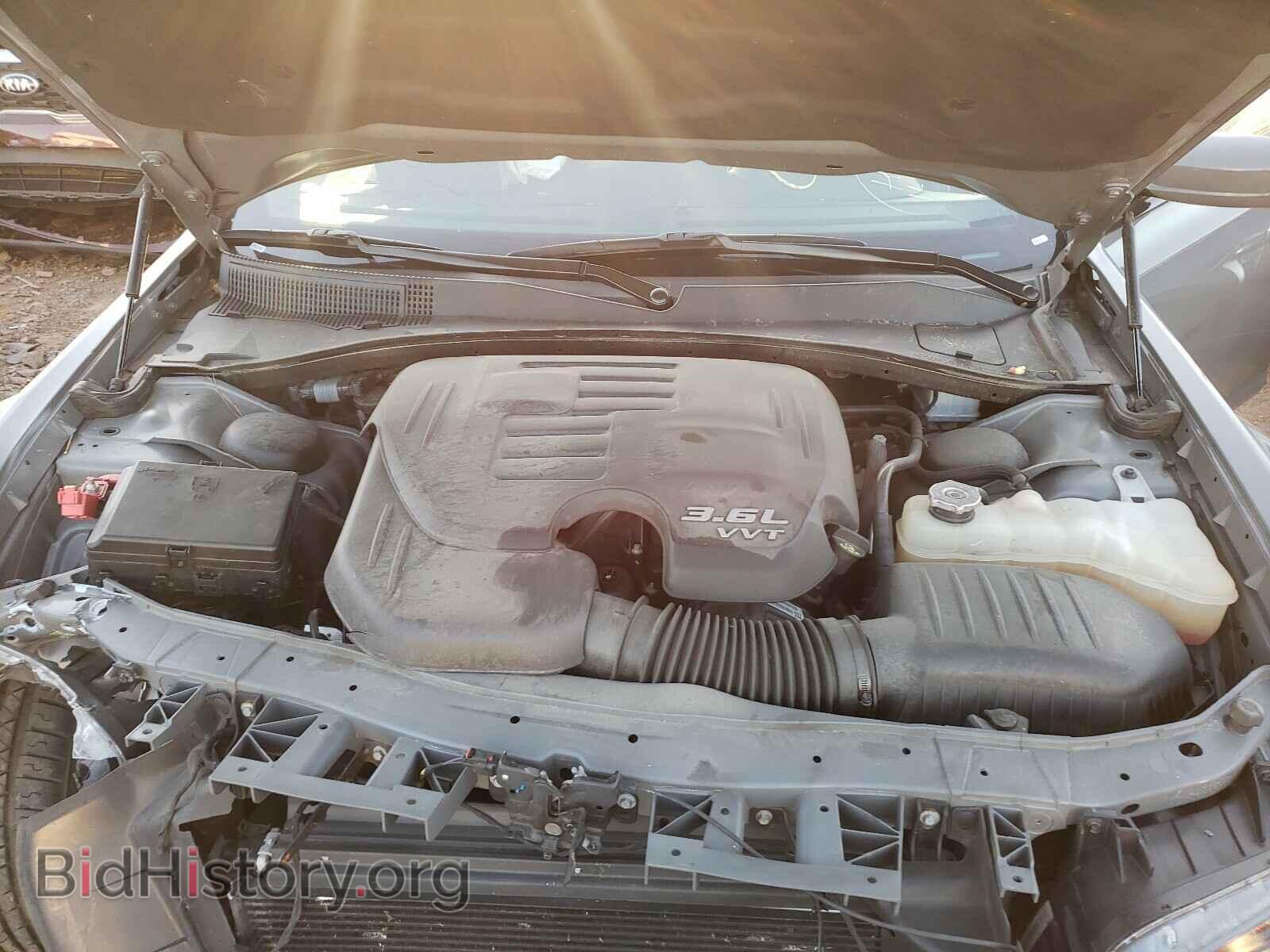2019 CHRYSLER 300 - VIN: 2C3CCABG6KH516144 - Фото 7