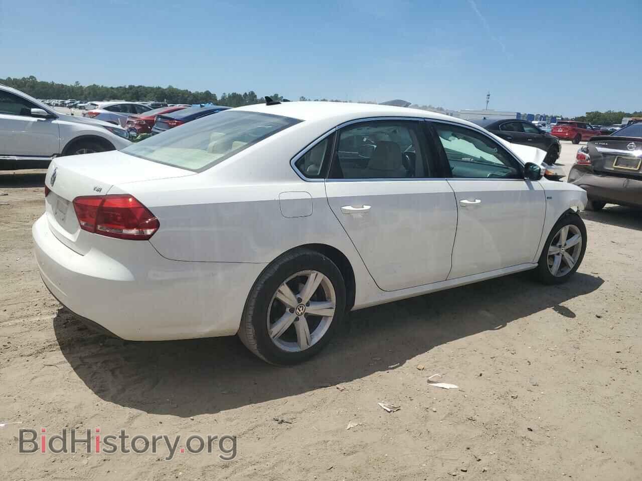 2015 VOLKSWAGEN PASSAT - VIN: 1VWAS7A38FC112114 - Фото 3