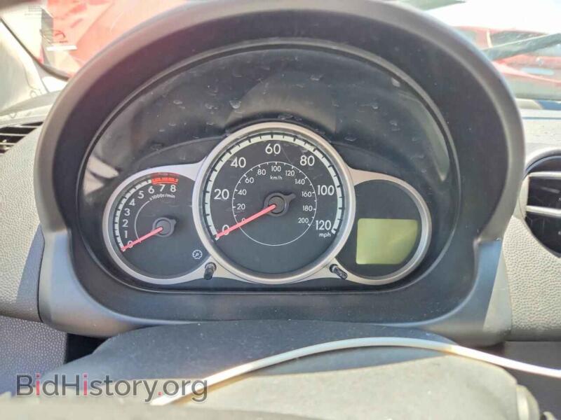 2011 Mazda 2 (VIN JM1DE1HZ7B0102099) — photo 9 of 14