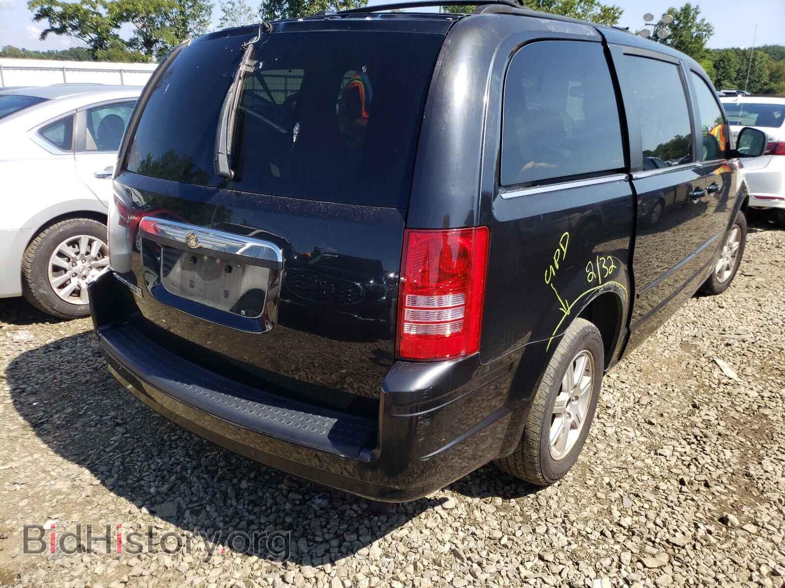 2008 CHRYSLER MINIVAN - VIN: 2A8HR54P78R843636 - Фото 4