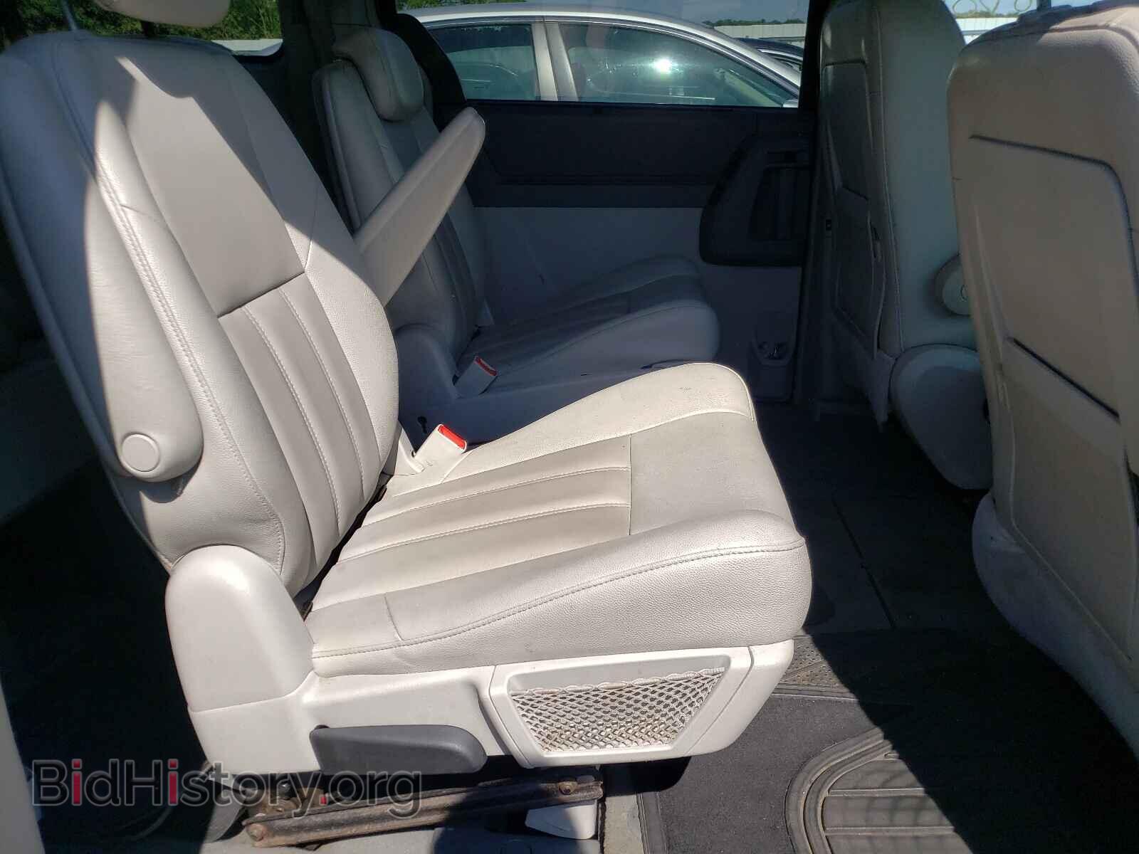 2008 CHRYSLER MINIVAN - VIN: 2A8HR54P78R843636 - Фото 6