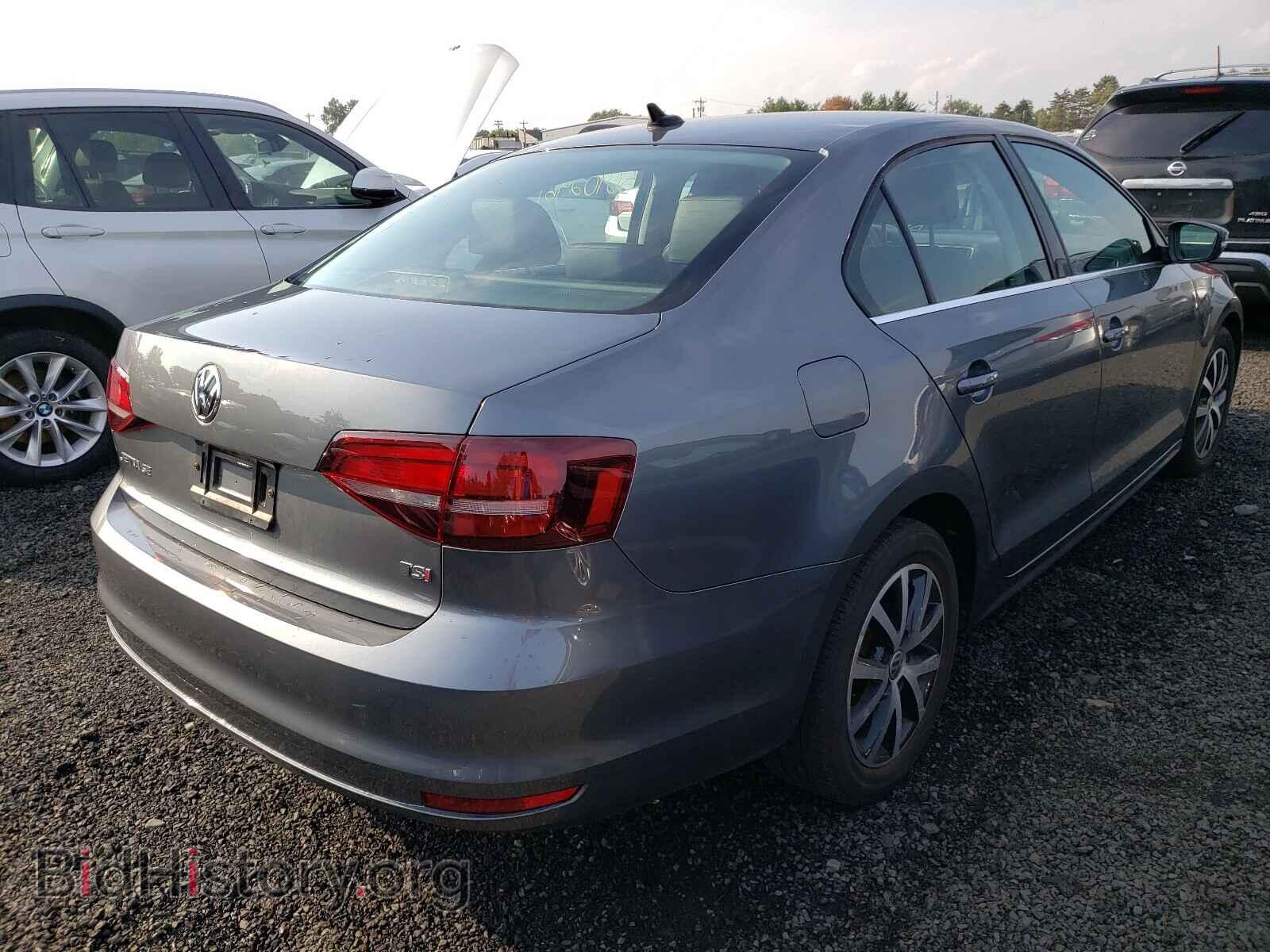 2017 VOLKSWAGEN JETTA - VIN: 3VWDB7AJ3HM347291 - Photo 4