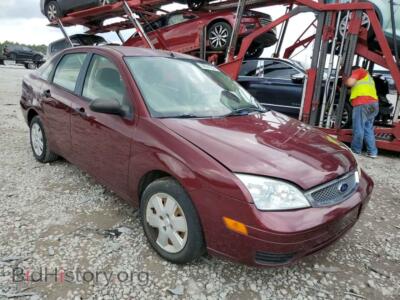 2006 Ford FOCUS Focus ZX4, бордовый — VIN 1FAFP34N76W117065, Copart