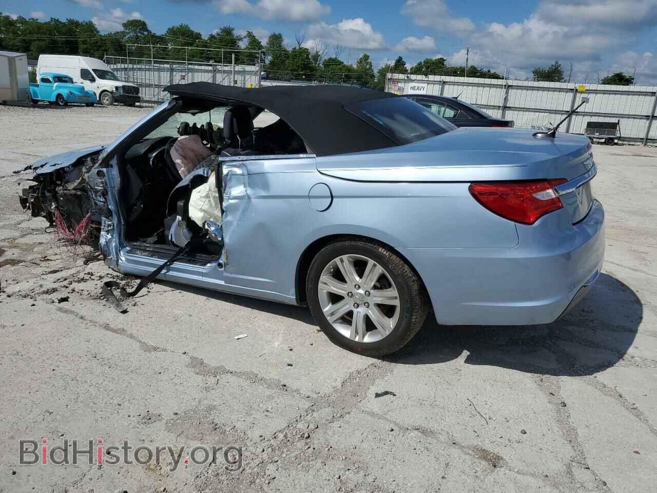 2013 CHRYSLER 200 - VIN: 1C3BCBEG6DN628093 - Фото 2