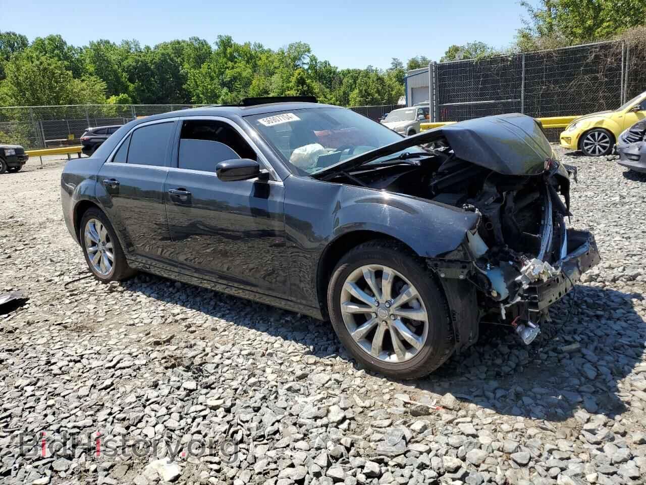 2016 CHRYSLER 300 - VIN: 2C3CCARGXGH217107 - Фото 4