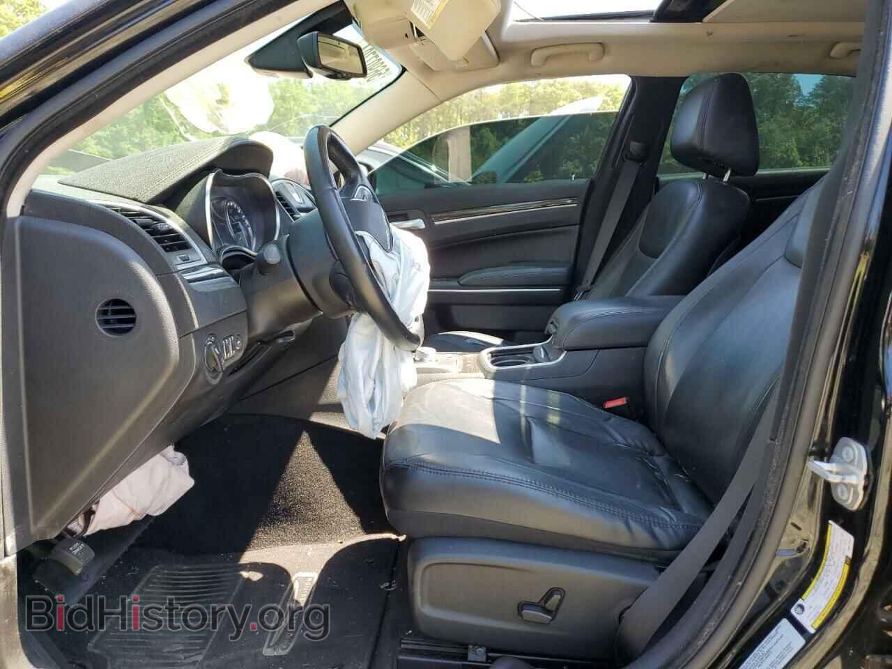 2016 CHRYSLER 300 - VIN: 2C3CCARGXGH217107 - Фото 7