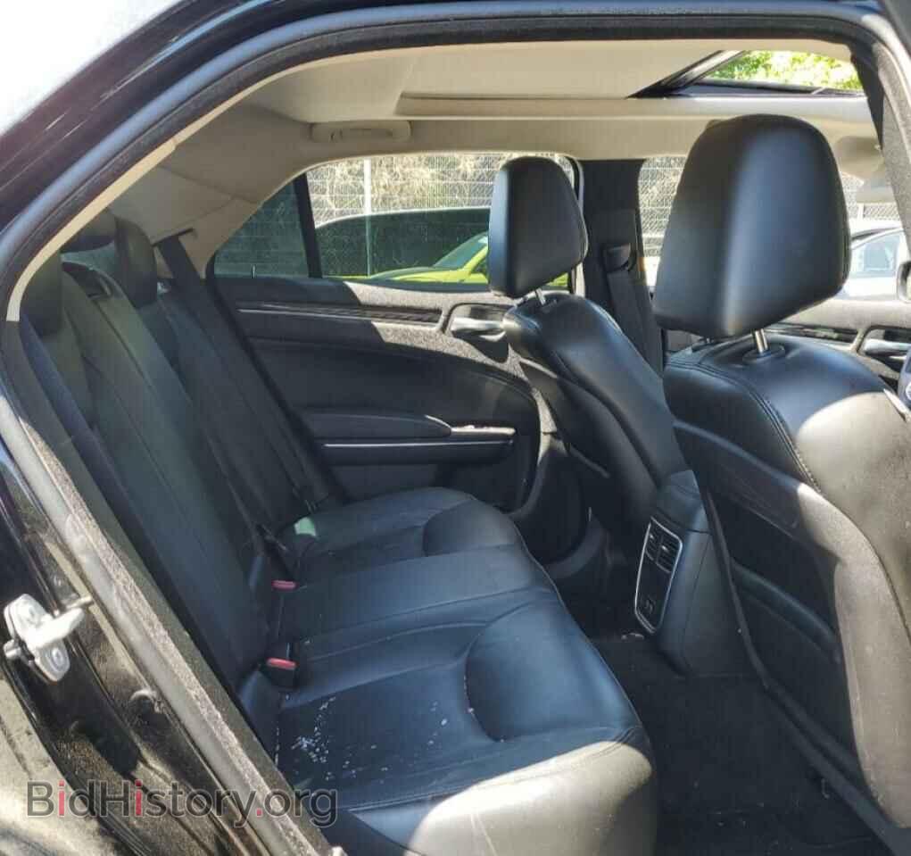 2016 CHRYSLER 300 - VIN: 2C3CCARGXGH217107 - Фото 10
