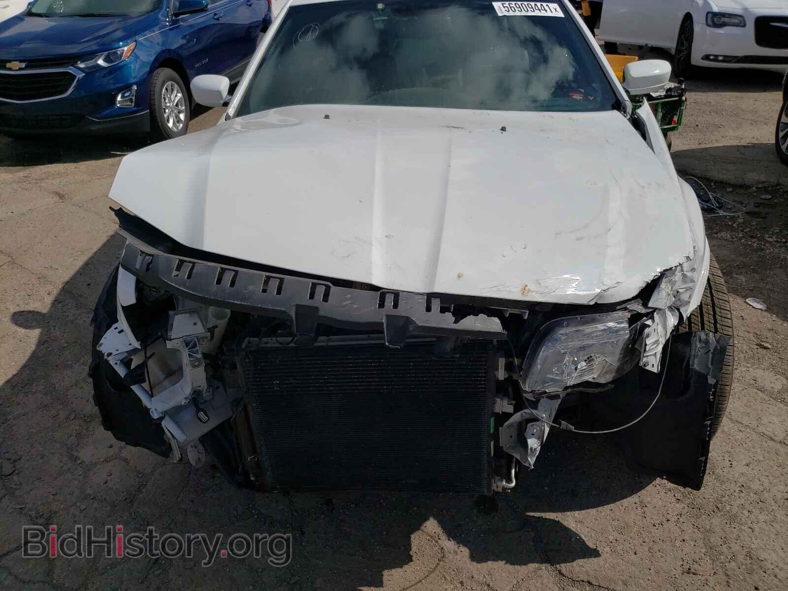 2014 CHRYSLER 300 - VIN: 2C3CCAGG5EH283919 - Фото 7
