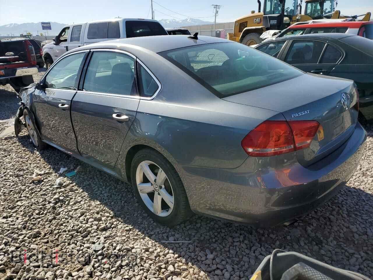 2015 VOLKSWAGEN PASSAT - VIN: 1VWAT7A39FC088290 - Фото 2