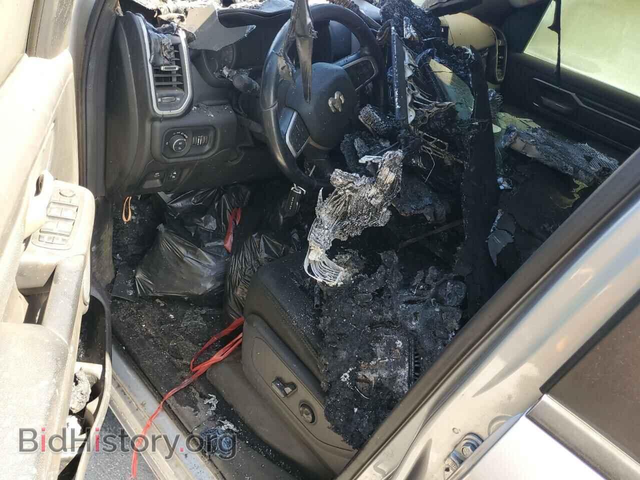 2019 RAM 1500 - VIN: 1C6SRFFT2KN742416 - Фото 8