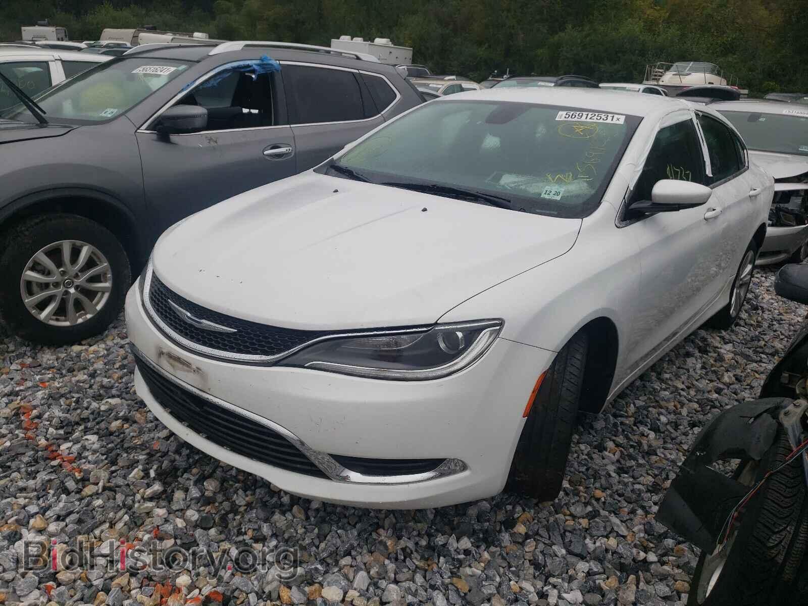 2015 CHRYSLER 200 - VIN: 1C3CCCAB3FN666713 - Фото 2