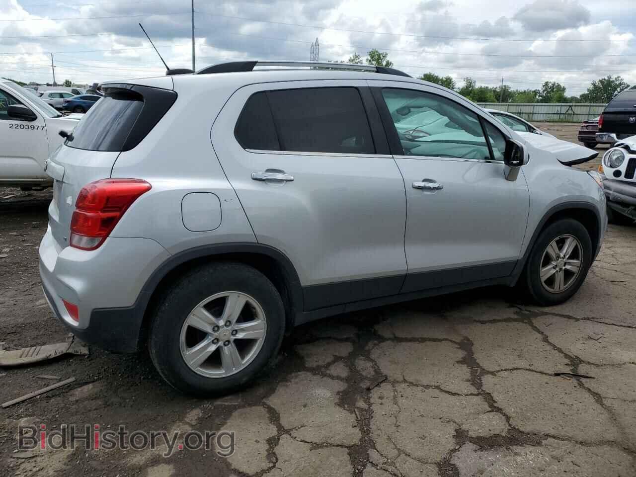 2017 CHEVROLET TRAX - VIN: 3GNCJLSB8HL285417 - Фото 3