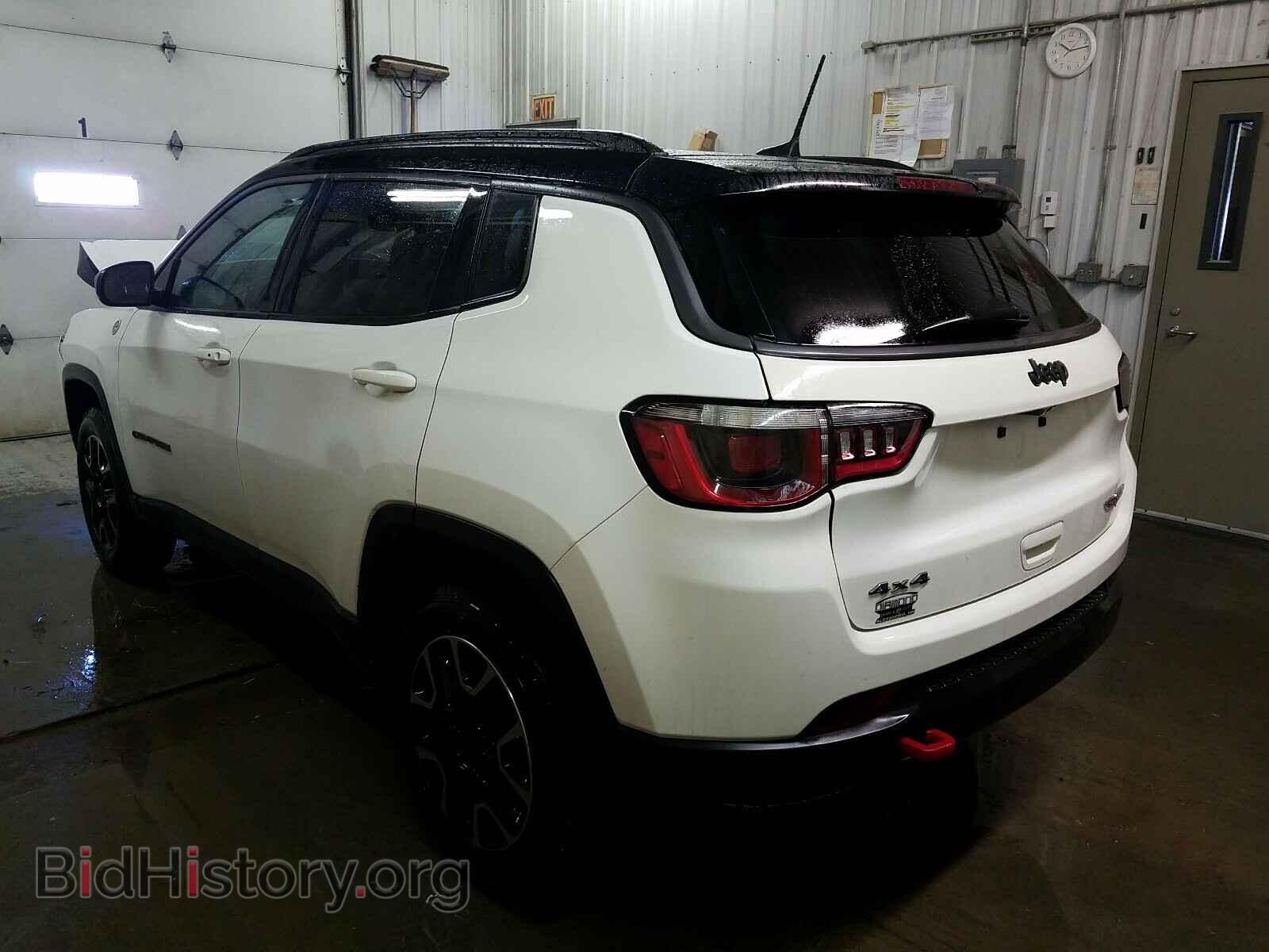 2019 JEEP COMPASS - VIN: 3C4NJDDB3KT733493 - Фото 3