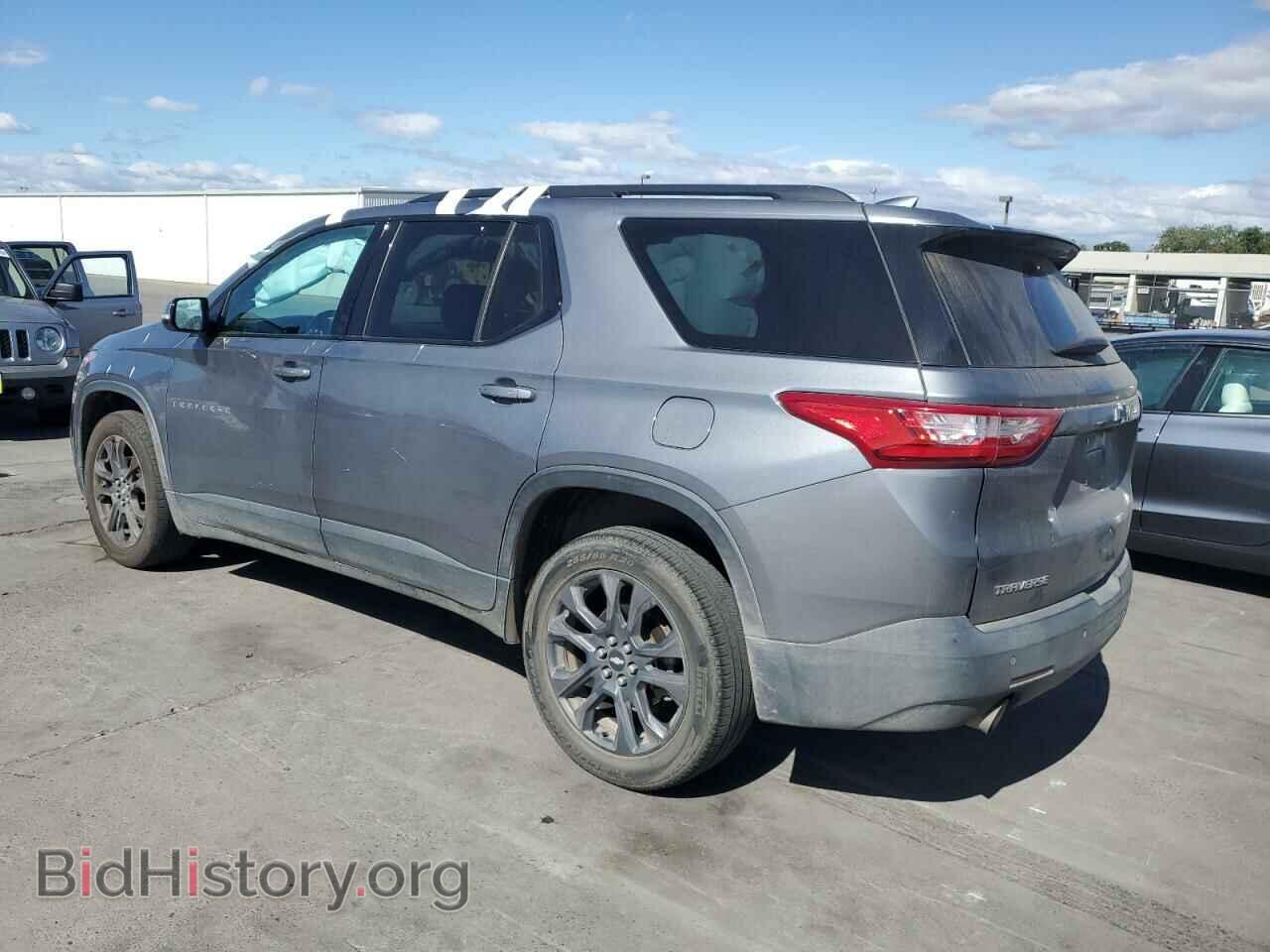 2019 CHEVROLET TRAVERSE - VIN: 1GNERJKX7KJ124752 - Фото 2