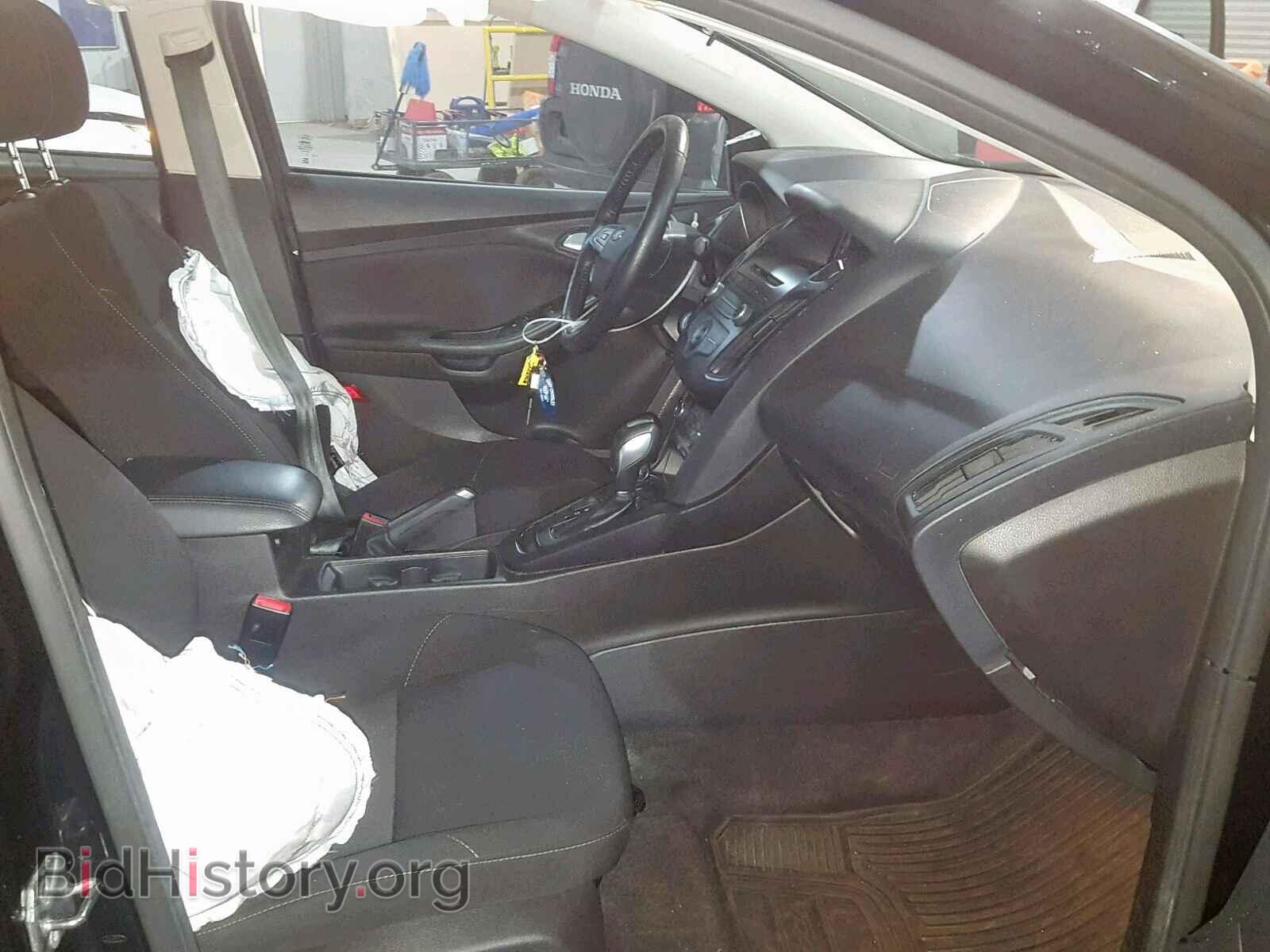 2016 FORD FOCUS - VIN: 1FADP3F29GL216323 - Фото 5