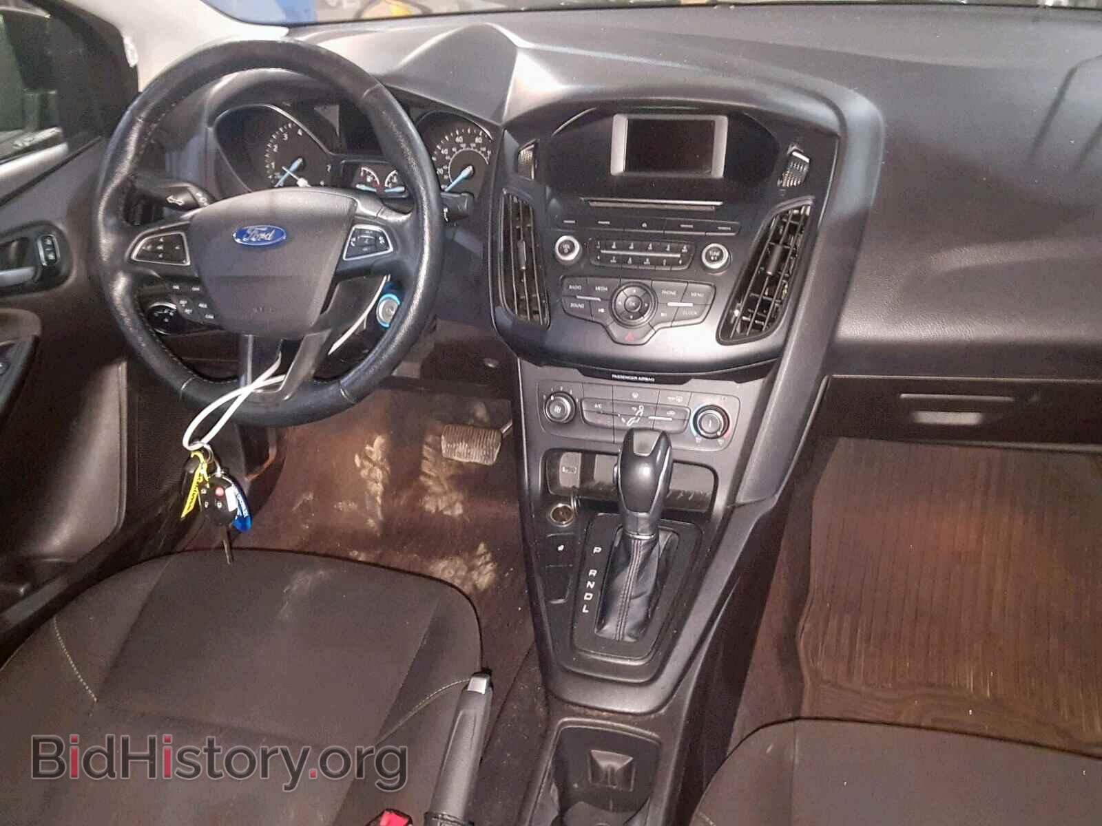 2016 FORD FOCUS - VIN: 1FADP3F29GL216323 - Фото 9