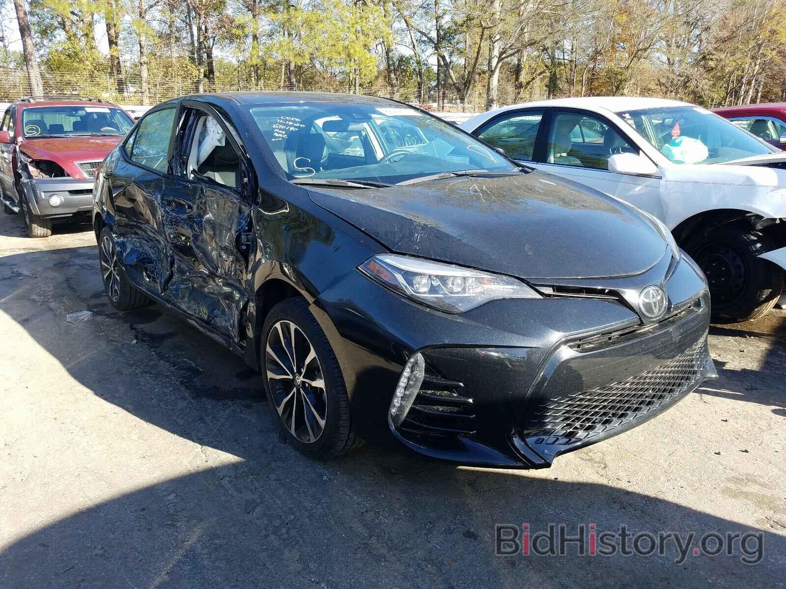 Photo 5YFBURHE2JP810190 - TOYOTA COROLLA 2018