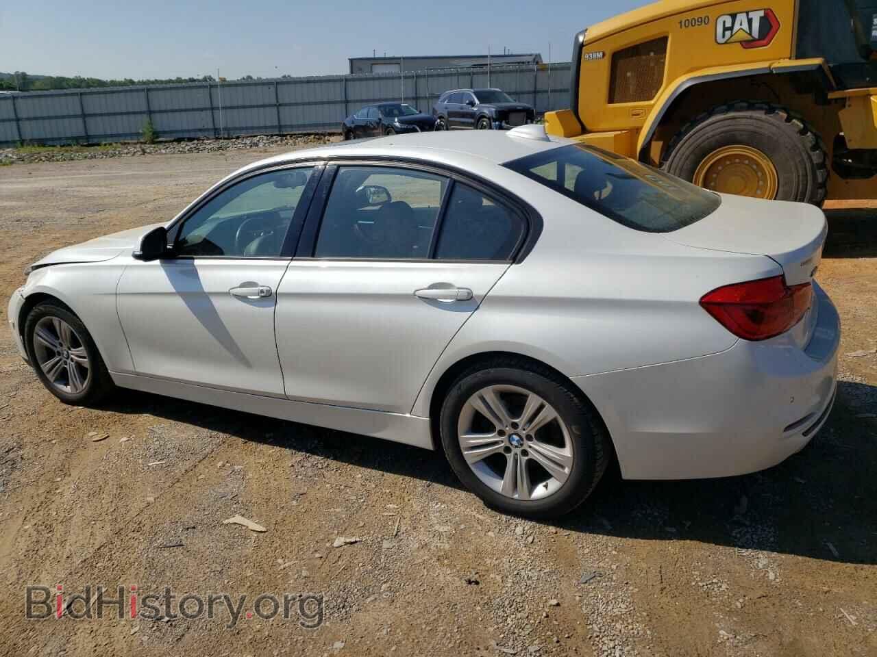 2016 BMW 3 SERIES - VIN: WBA8E3G56GNU04163 - Фото 2