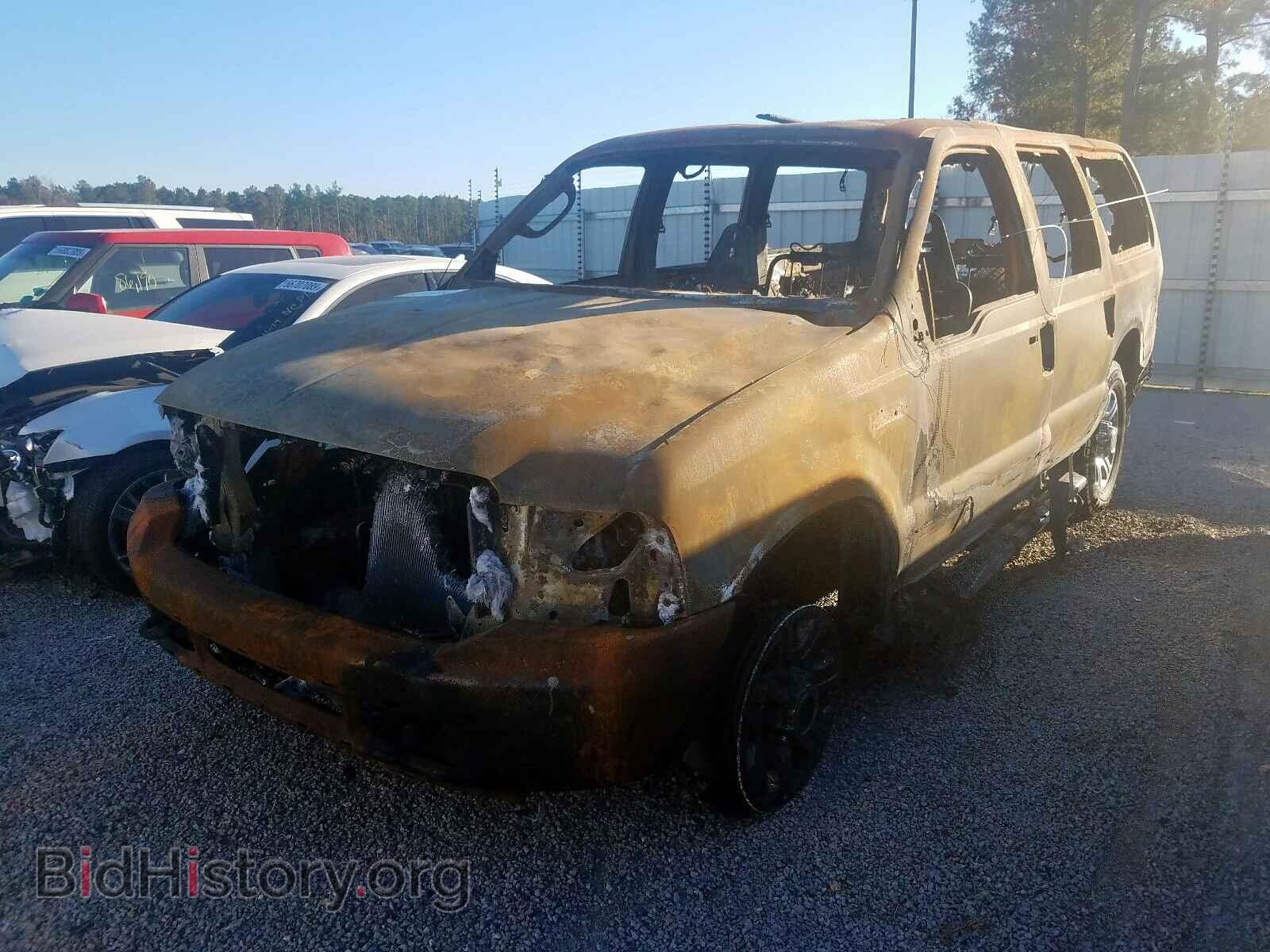 2004 FORD EXCURSION - VIN: 1FMNU45S04ED58571 - Photo 2
