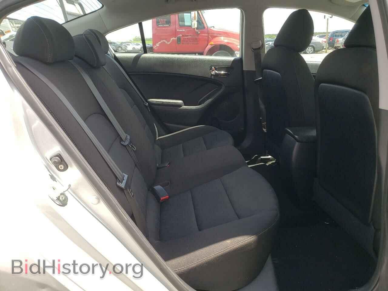 2016 KIA FORTE - VIN: KNAFK4A60G5575403 - Фото 10