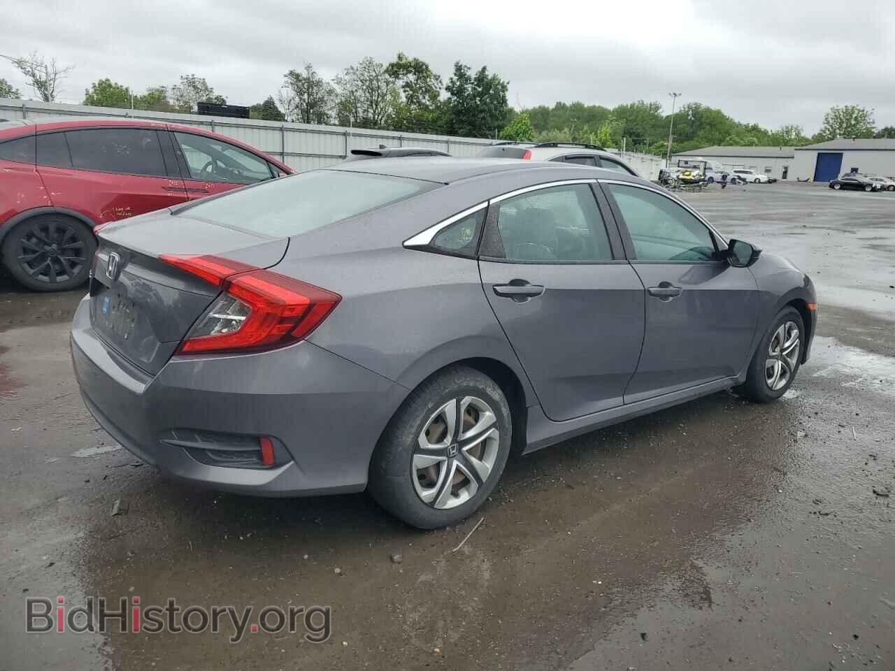 2018 HONDA CIVIC - VIN: 2HGFC2F52JH556342 - Фото 3