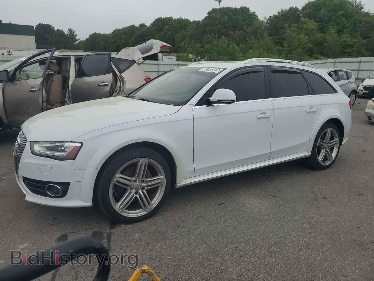 Фотография WA1VFBFL0DA236692 - AUDI A4 2013