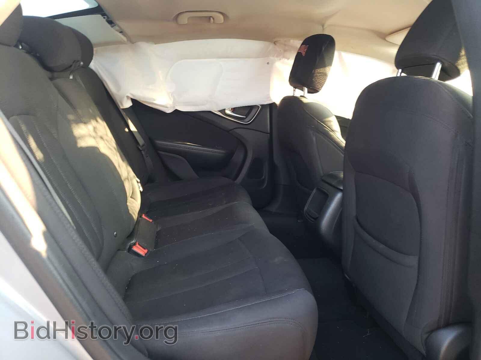 2015 CHRYSLER 200 - VIN: 1C3CCCAB9FN638463 - Photo 6