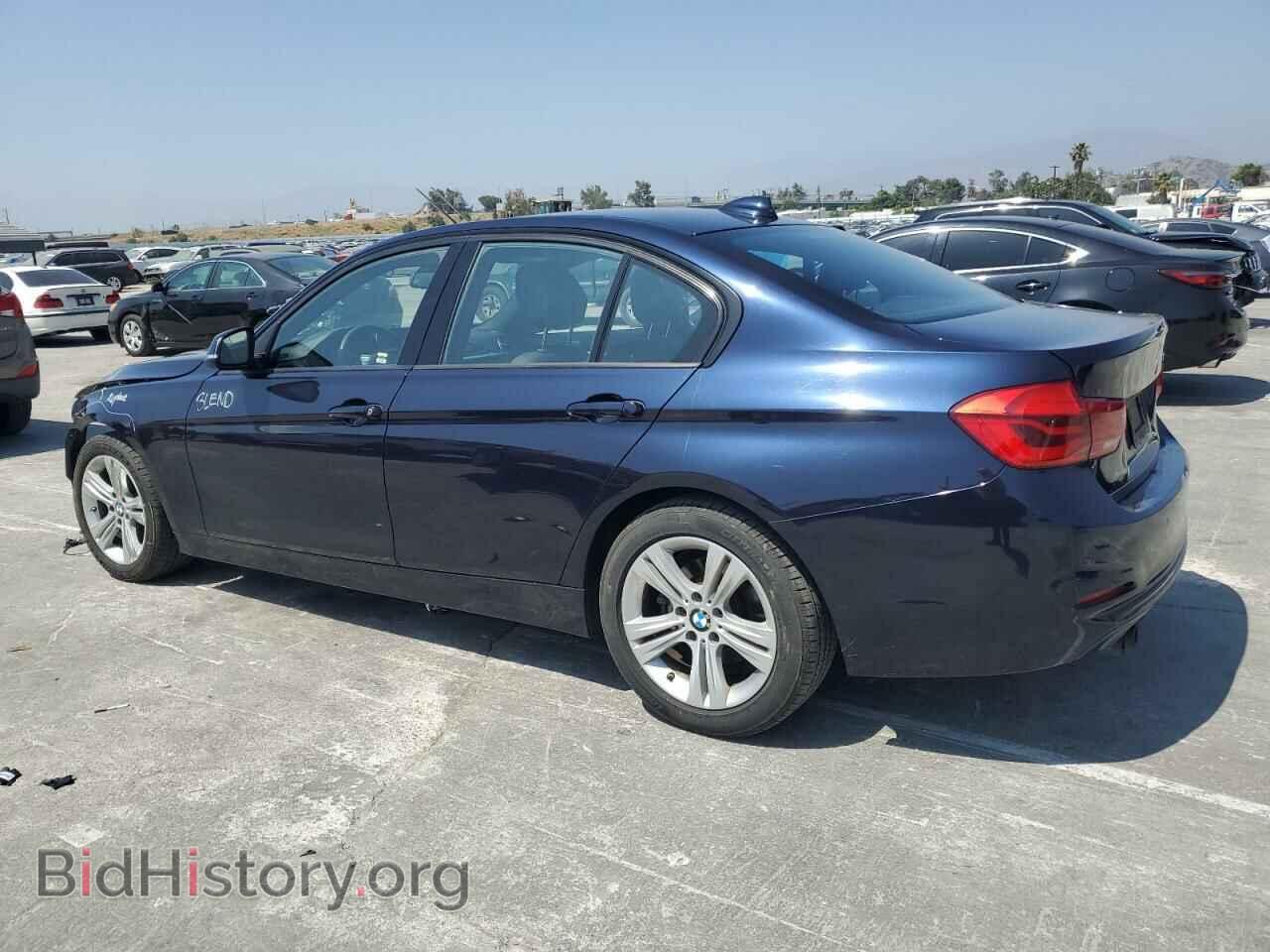 2016 BMW 3 SERIES - VIN: WBA8E9G52GNU29922 - Фото 2