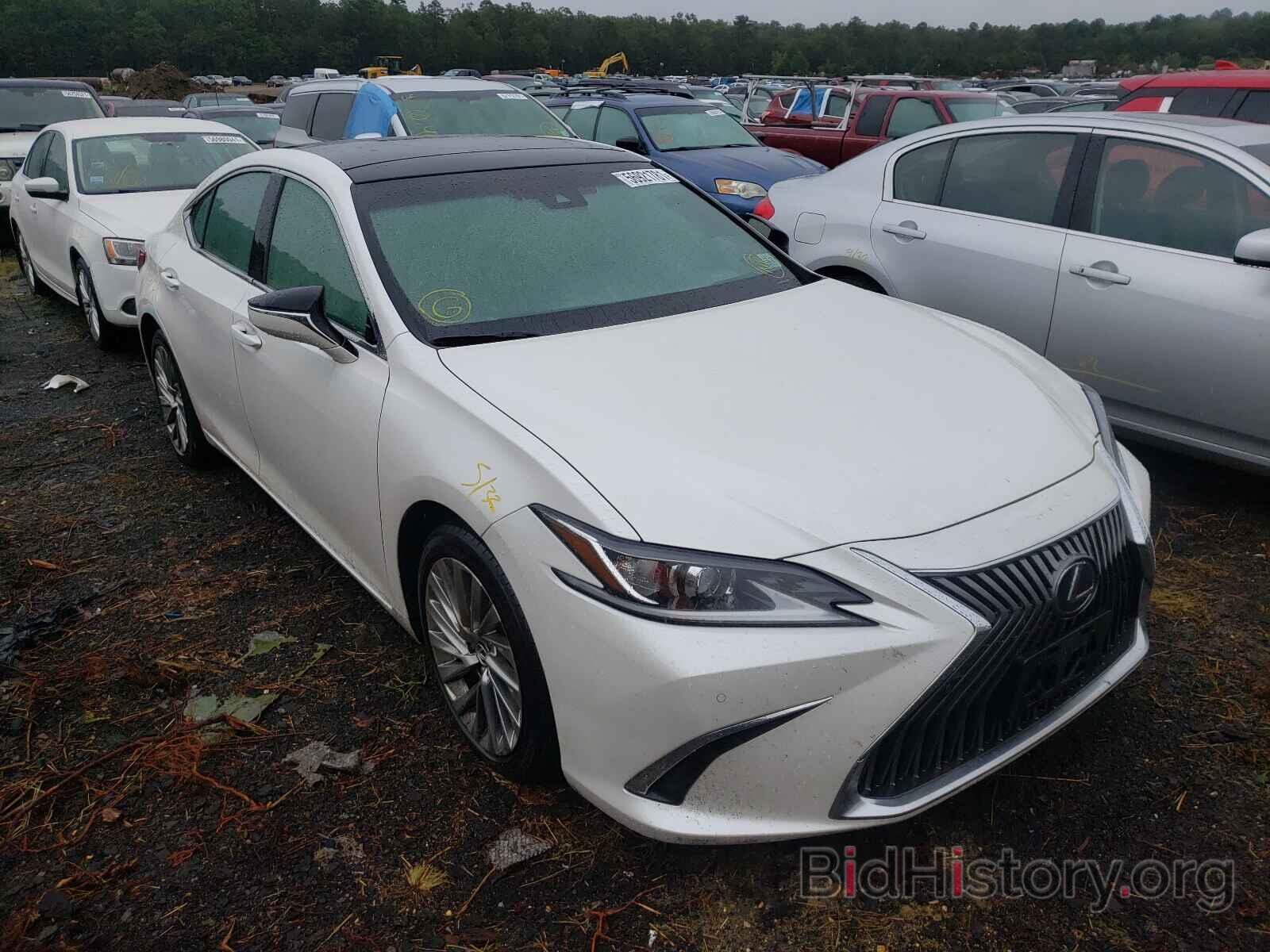 Photo 58ABZ1B1XKU008049 - LEXUS ES350 2019