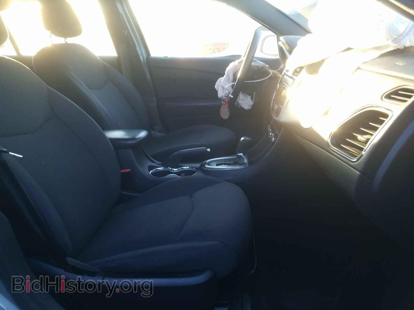 2014 CHRYSLER 200 - VIN: 1C3CCBAG4EN172073 - Фото 5