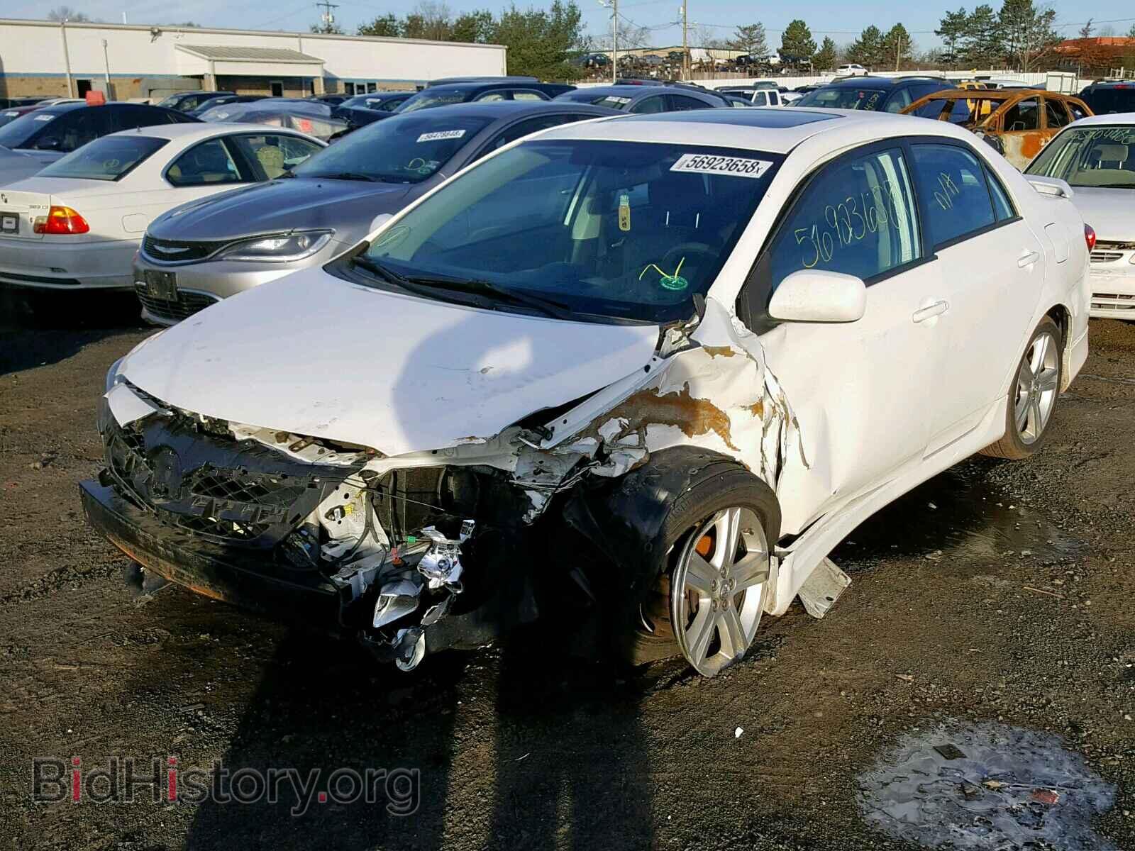 2013 TOYOTA COROLLA BA - VIN: 2T1BU4EE7DC985112 - Фото 2