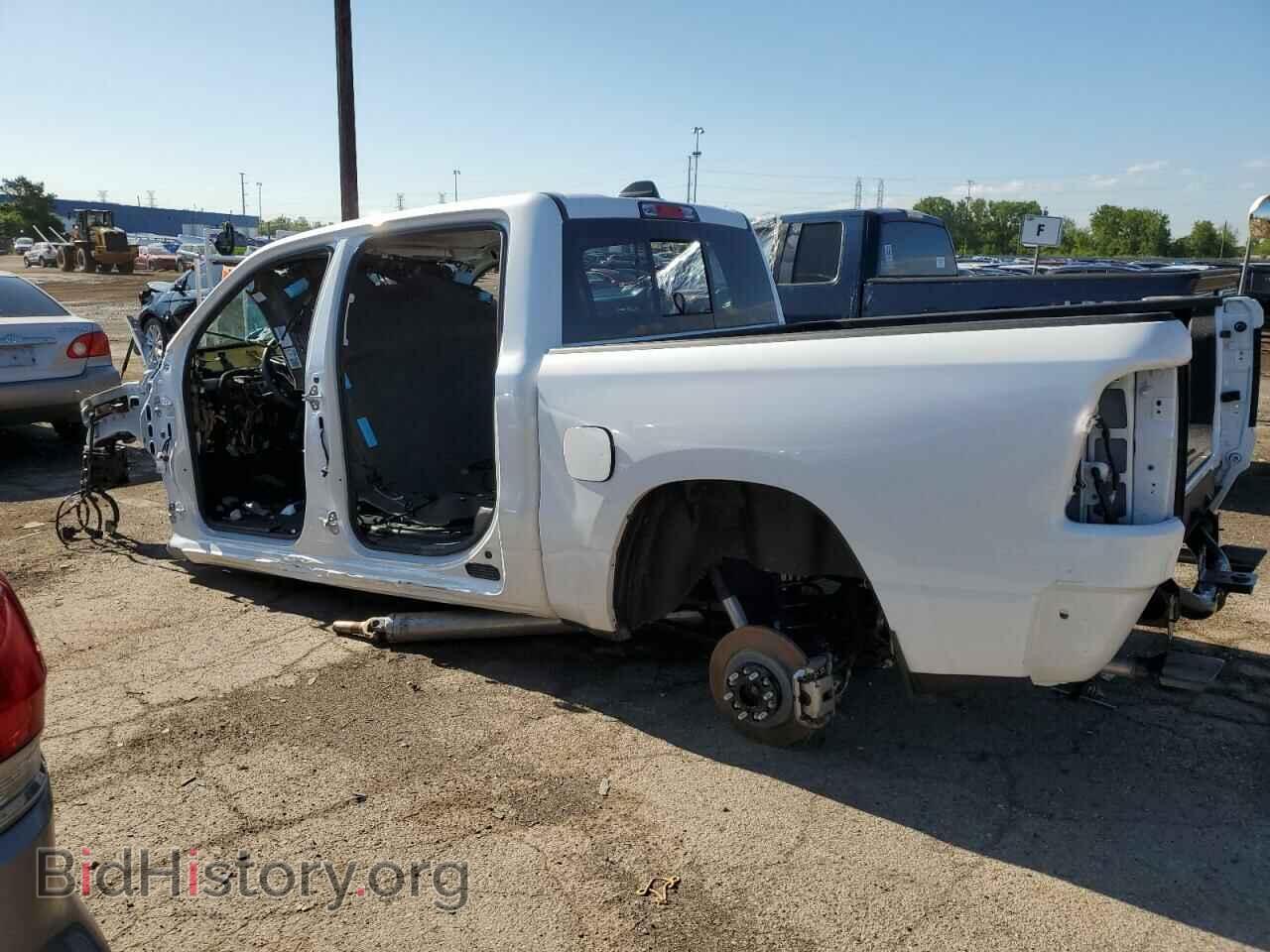 2024 RAM 1500 - VIN: 1C6SRFJT7RN194317 - Фото 2