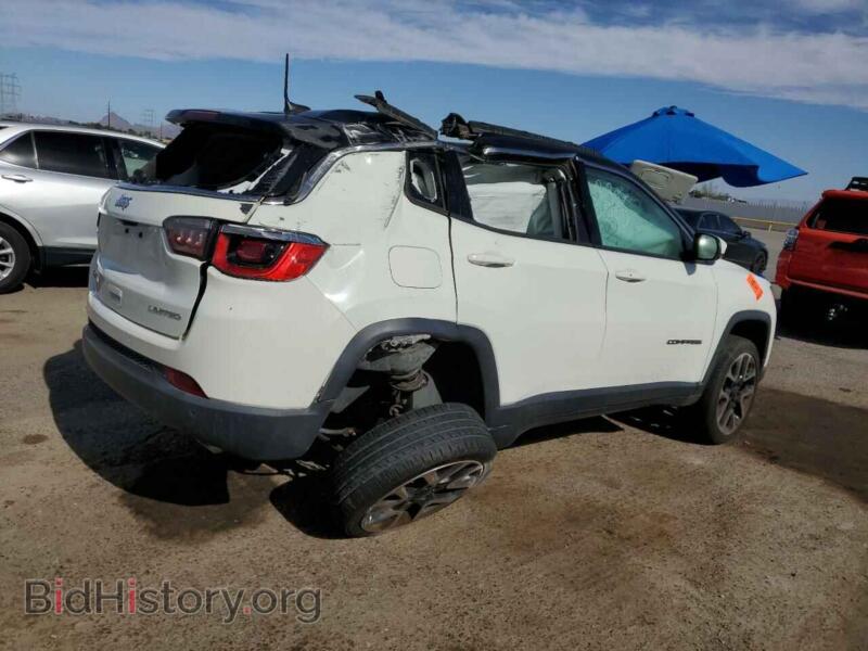 2017 Jeep COMPASS (VIN 3C4NJDCB9HT664979) — фото 3 из 12