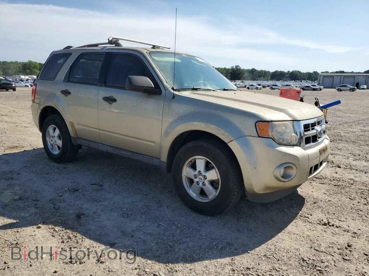 2011 FORD ESCAPE - VIN: 1FMCU0DGXBKC08852 - Photo 4