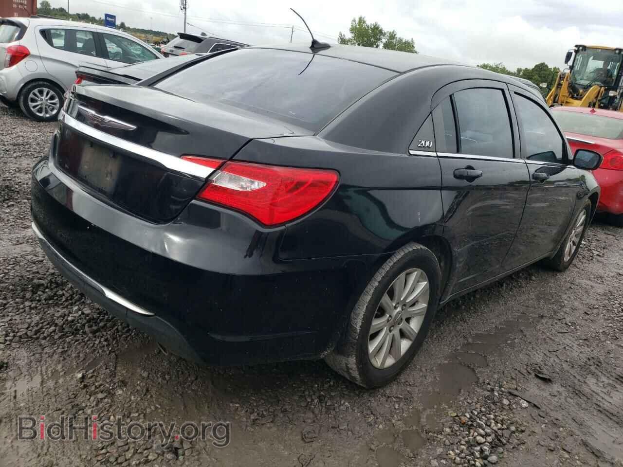 2013 CHRYSLER 200 - VIN: 1C3CCBBG8DN556418 - Фото 4