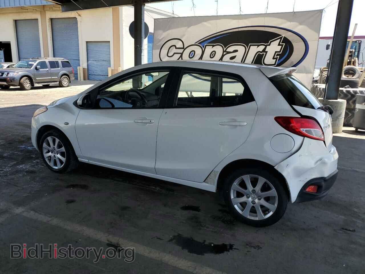 2011 MAZDA 2 - VIN: JM1DE1HY4B0105159 - Photo 2